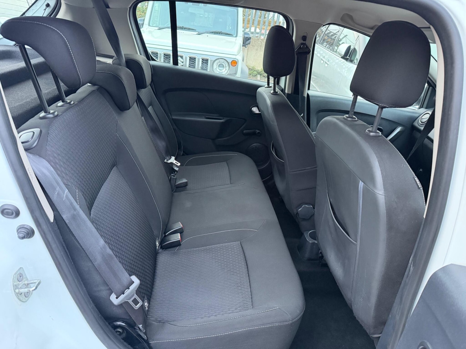 Used Dacia Sandero for sale - 77994335: Photo 10