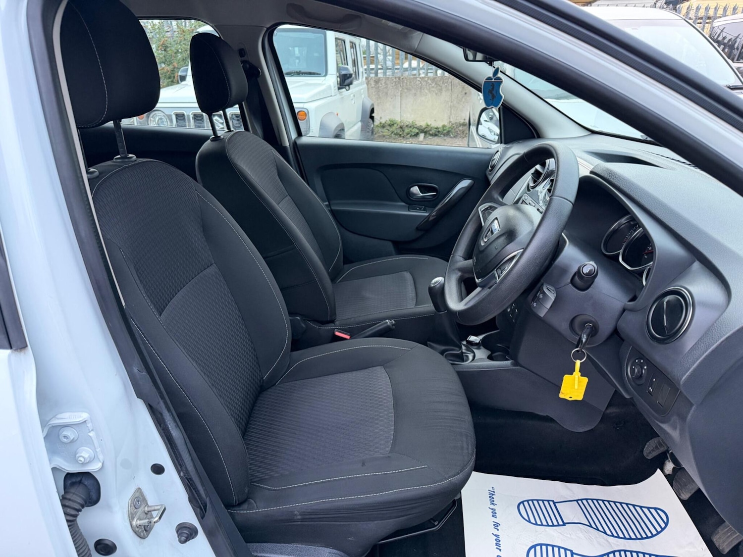 Used Dacia Sandero for sale - 77994335: Photo 35