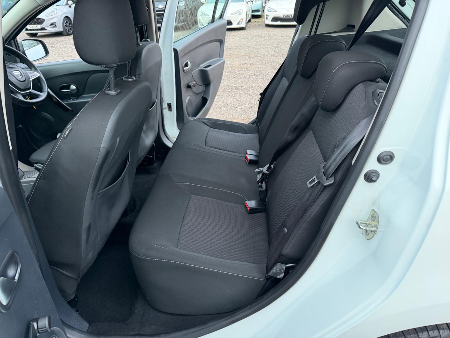 Used Dacia Sandero for sale - 77994335: Photo 37