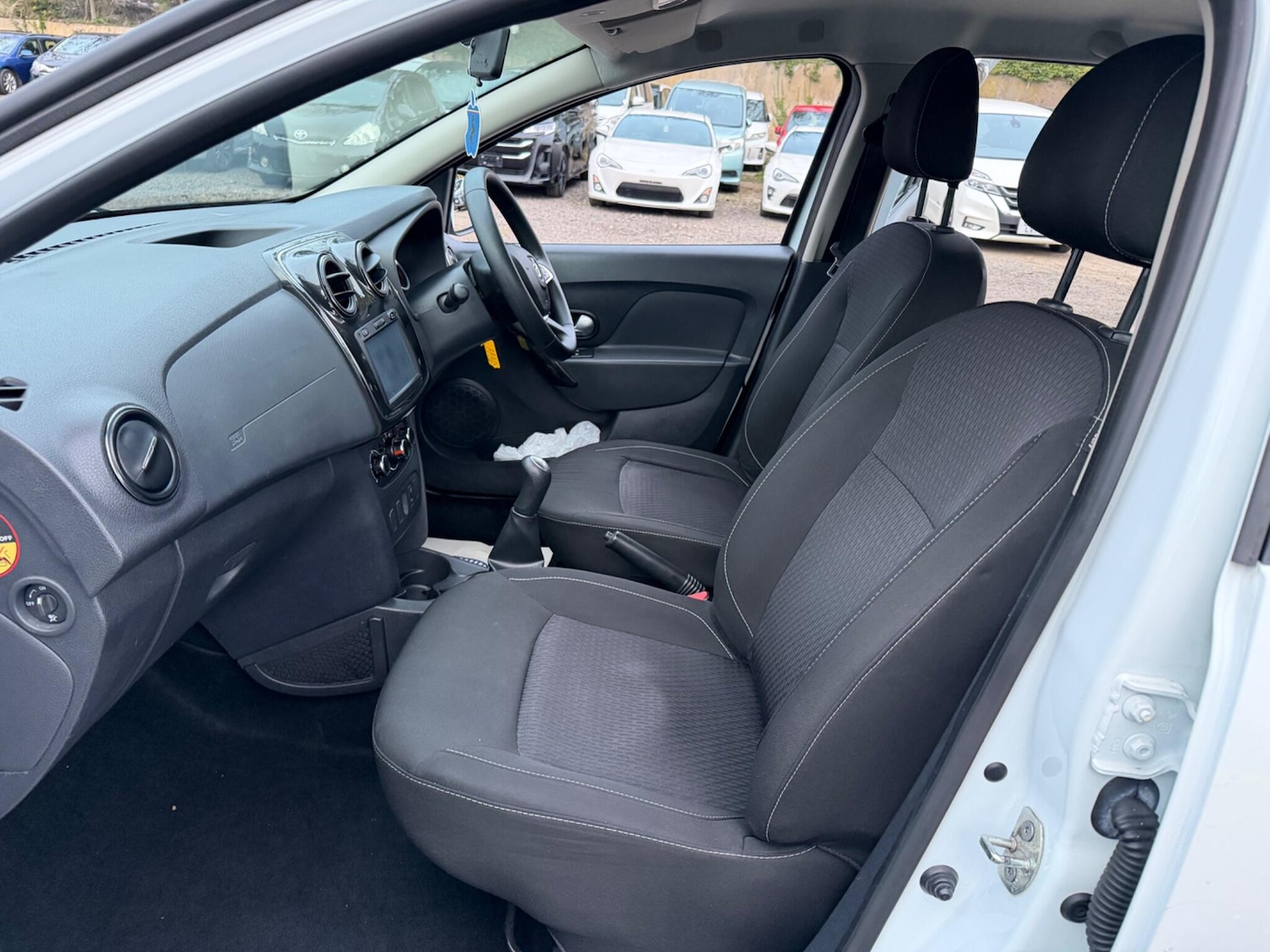 Used Dacia Sandero for sale - 77994335: Photo 7