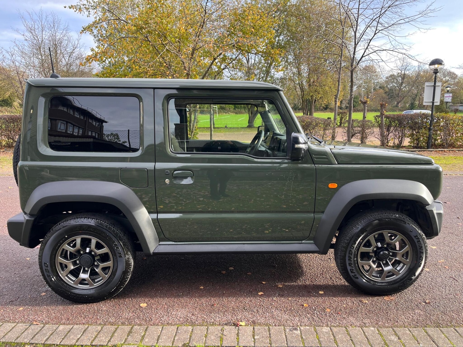 Used Suzuki Jimny for sale - 76562506: Photo 11
