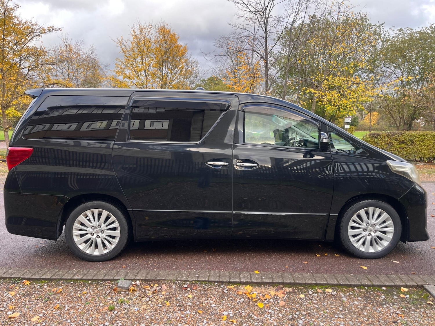 Used Toyota Alphard for sale - 76456981: Photo 19