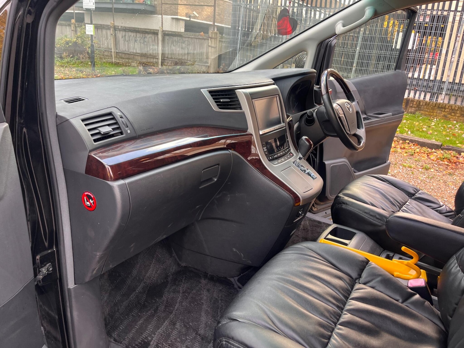 Used Toyota Alphard for sale - 76456981: Photo 26