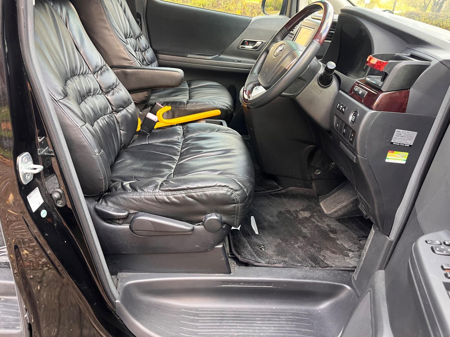 Used Toyota Alphard for sale - 76456981: Photo 28