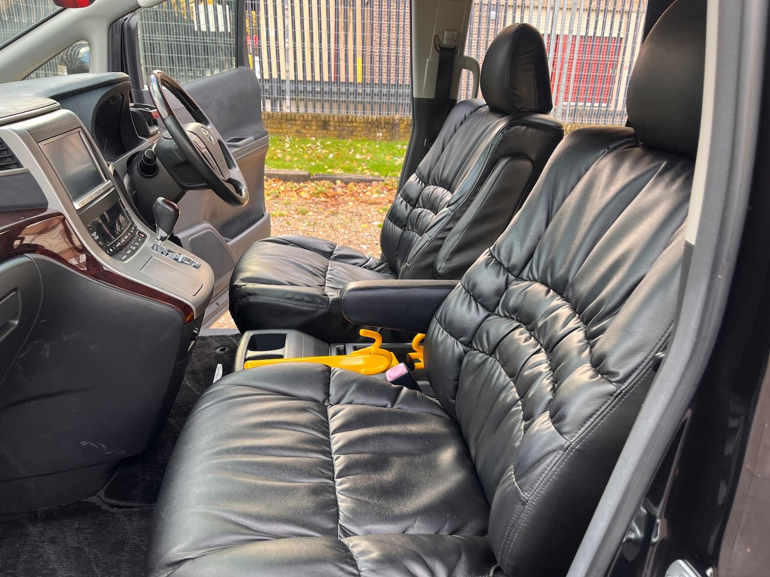 Used Toyota Alphard for sale - 76456981: Photo 40