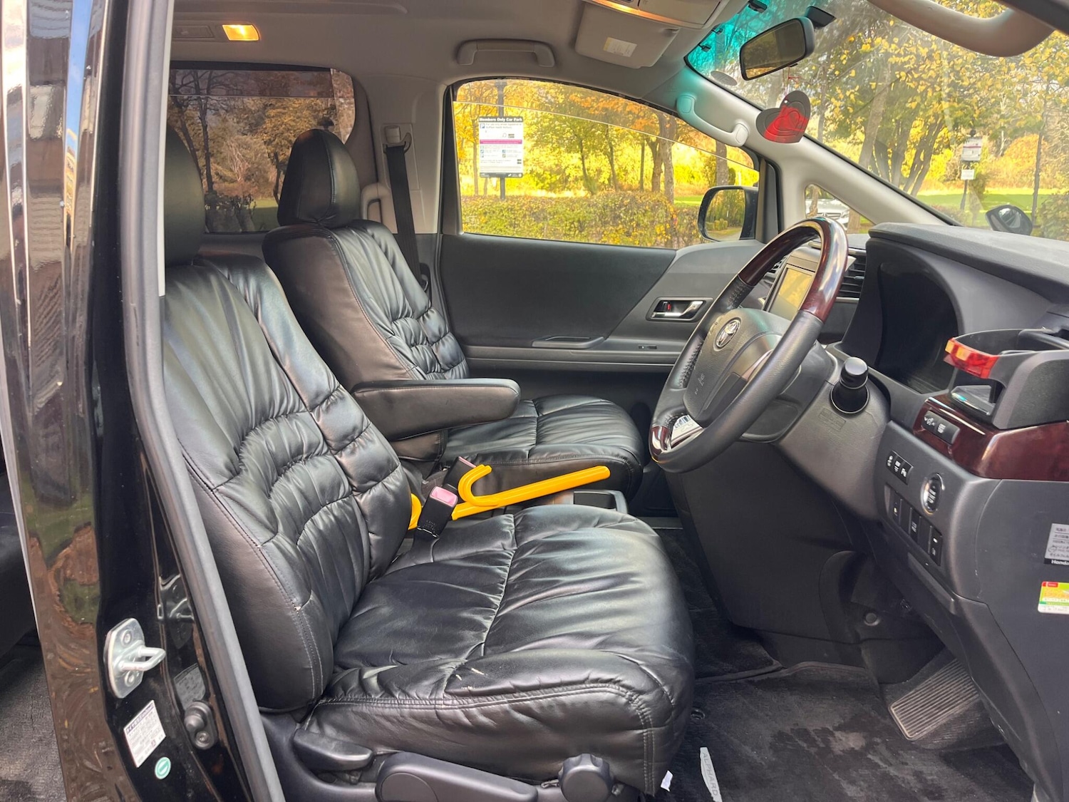 Used Toyota Alphard for sale - 76456981: Photo 5