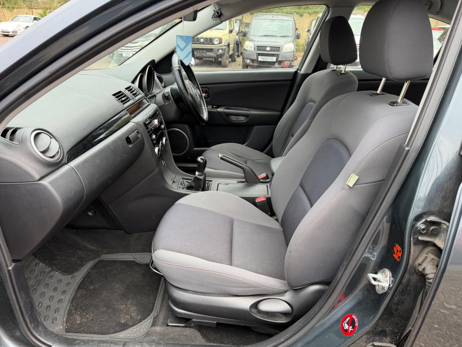 Used Mazda Mazda3 for sale - 78135632: Photo 8