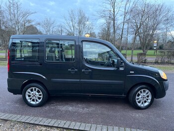 Used Fiat Doblo 2010 for sale - 77440374: Photo