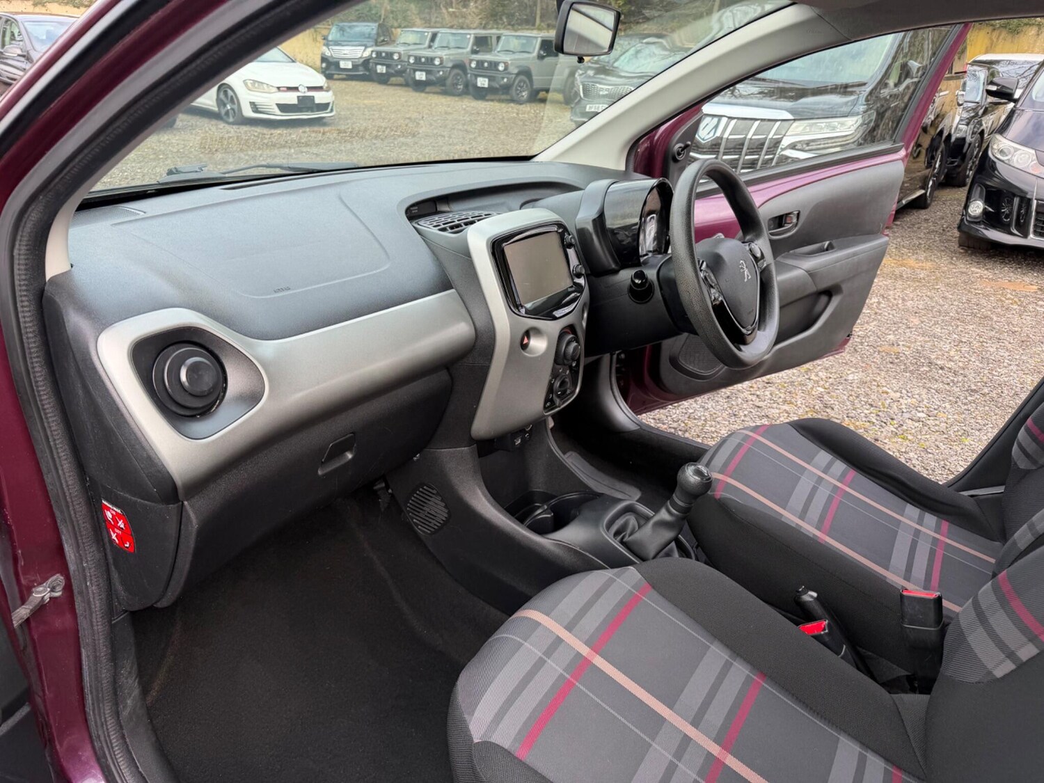 Used Peugeot 108 for sale - 77497421: Photo 23