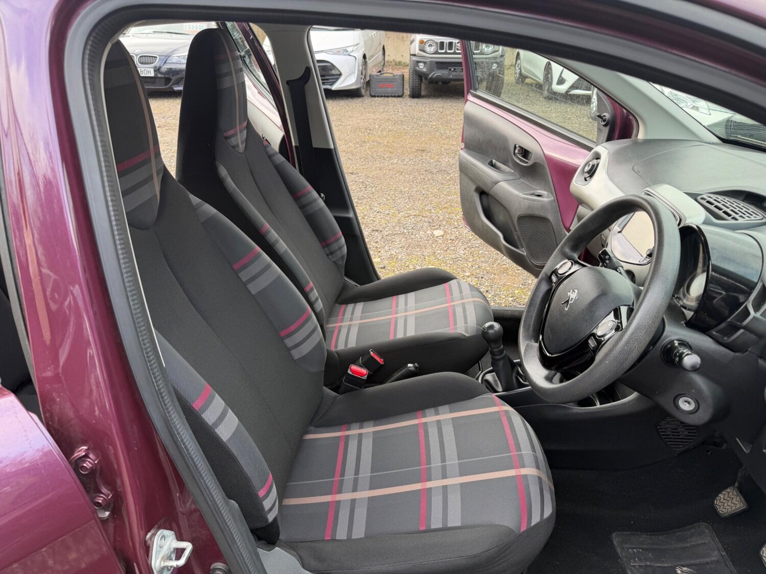 Used Peugeot 108 for sale - 77497421: Photo 26