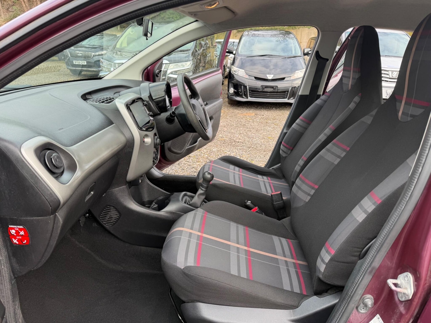 Used Peugeot 108 for sale - 77497421: Photo 6