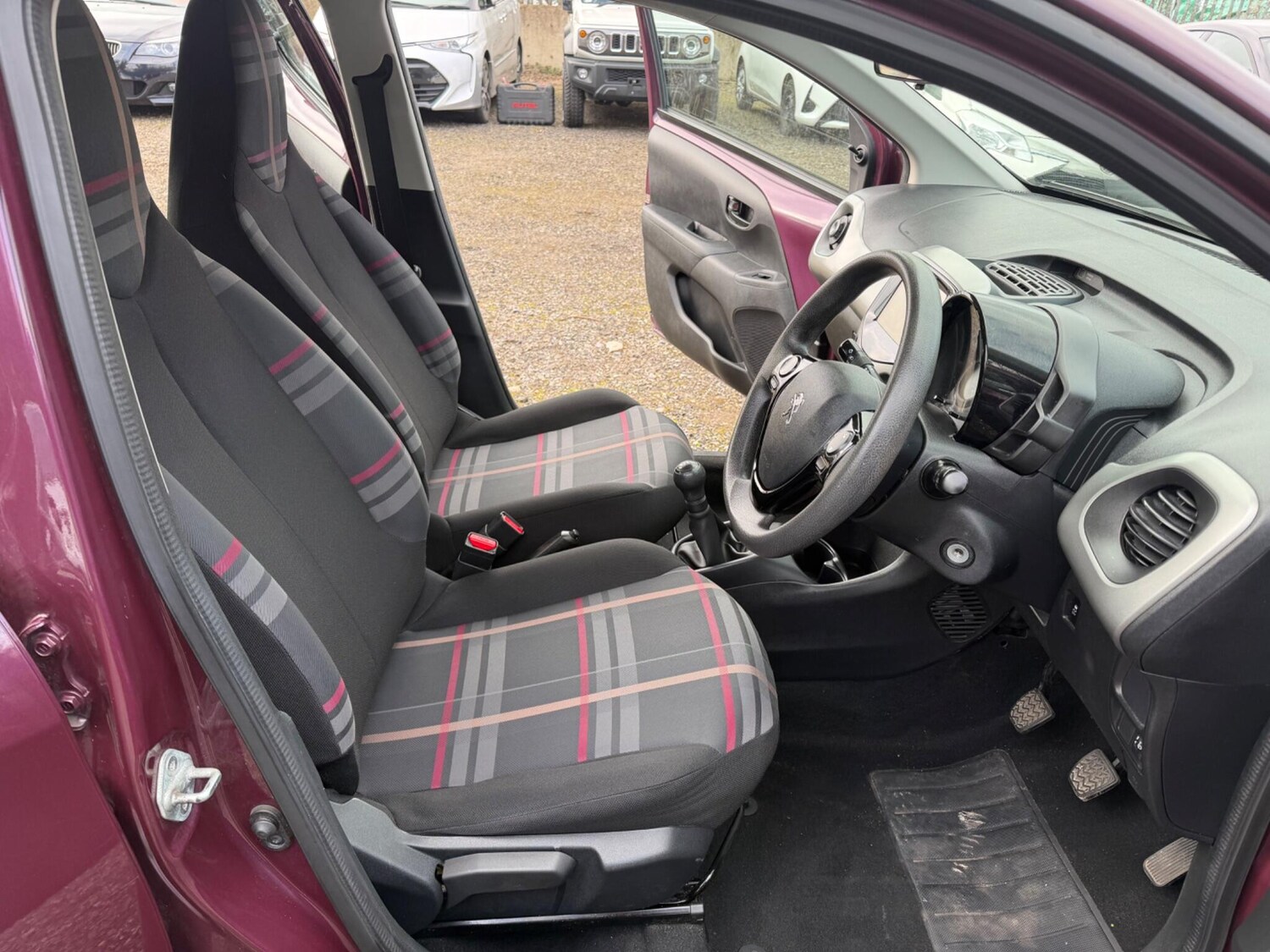 Used Peugeot 108 for sale - 77497421: Photo 7