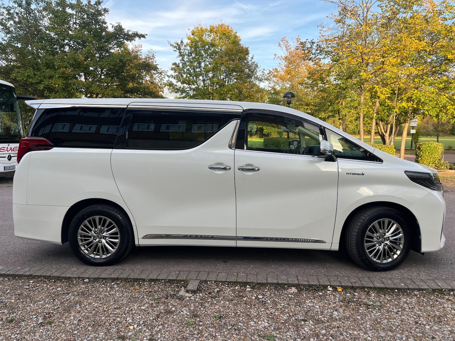 Used Toyota Alphard for sale - 76472552: Photo 13