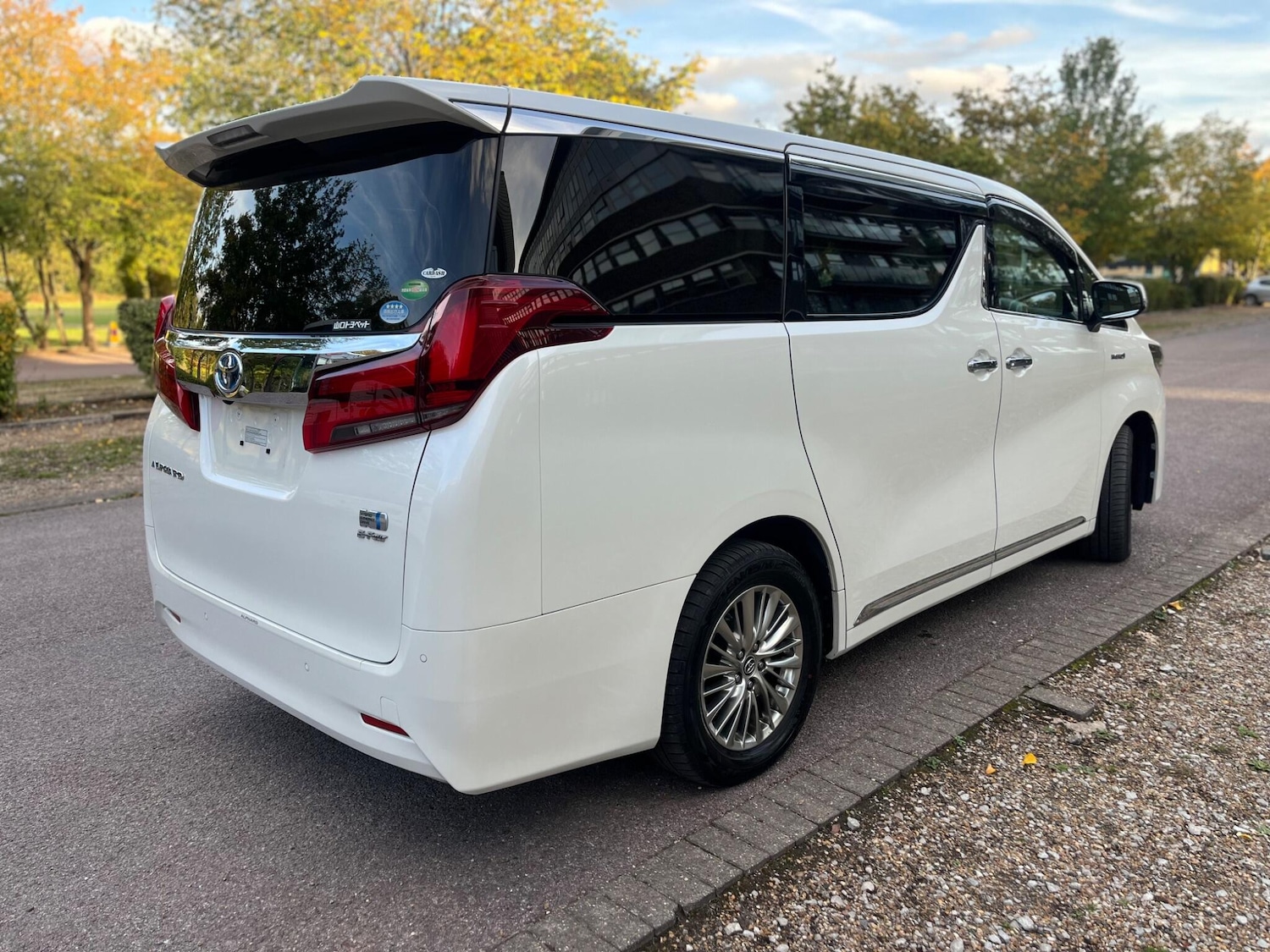 Used Toyota Alphard for sale - 76472552: Photo 15