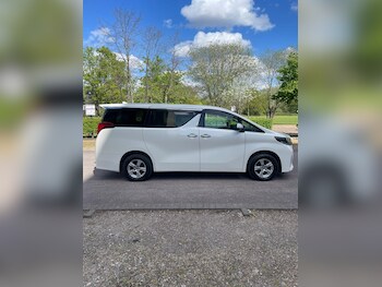 Used Toyota Alphard 2022 for sale - 78214988: Photo