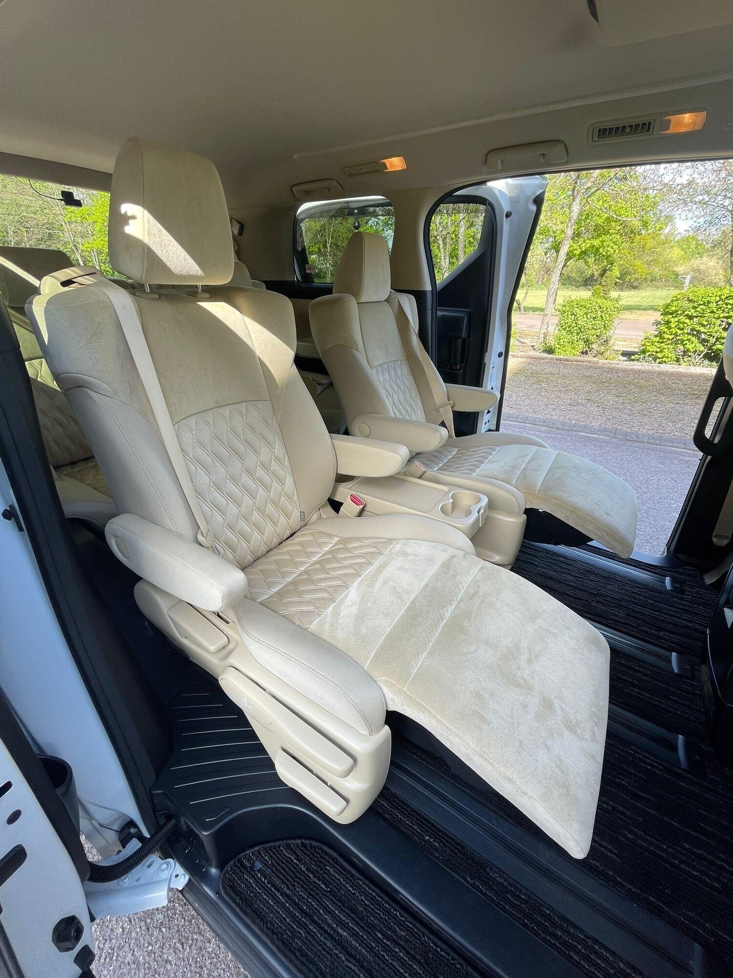 Used Toyota Alphard for sale - 78214988: Photo 21