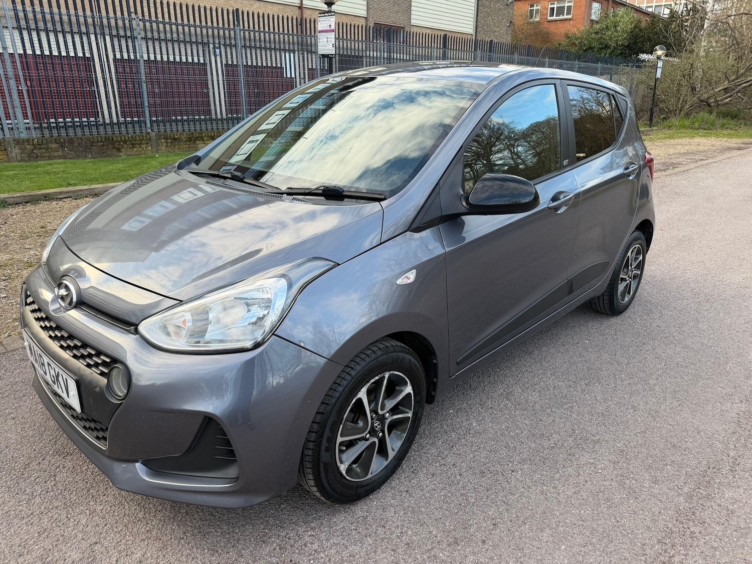 Used Hyundai i10 2018 for sale - 77824154: Photo 3