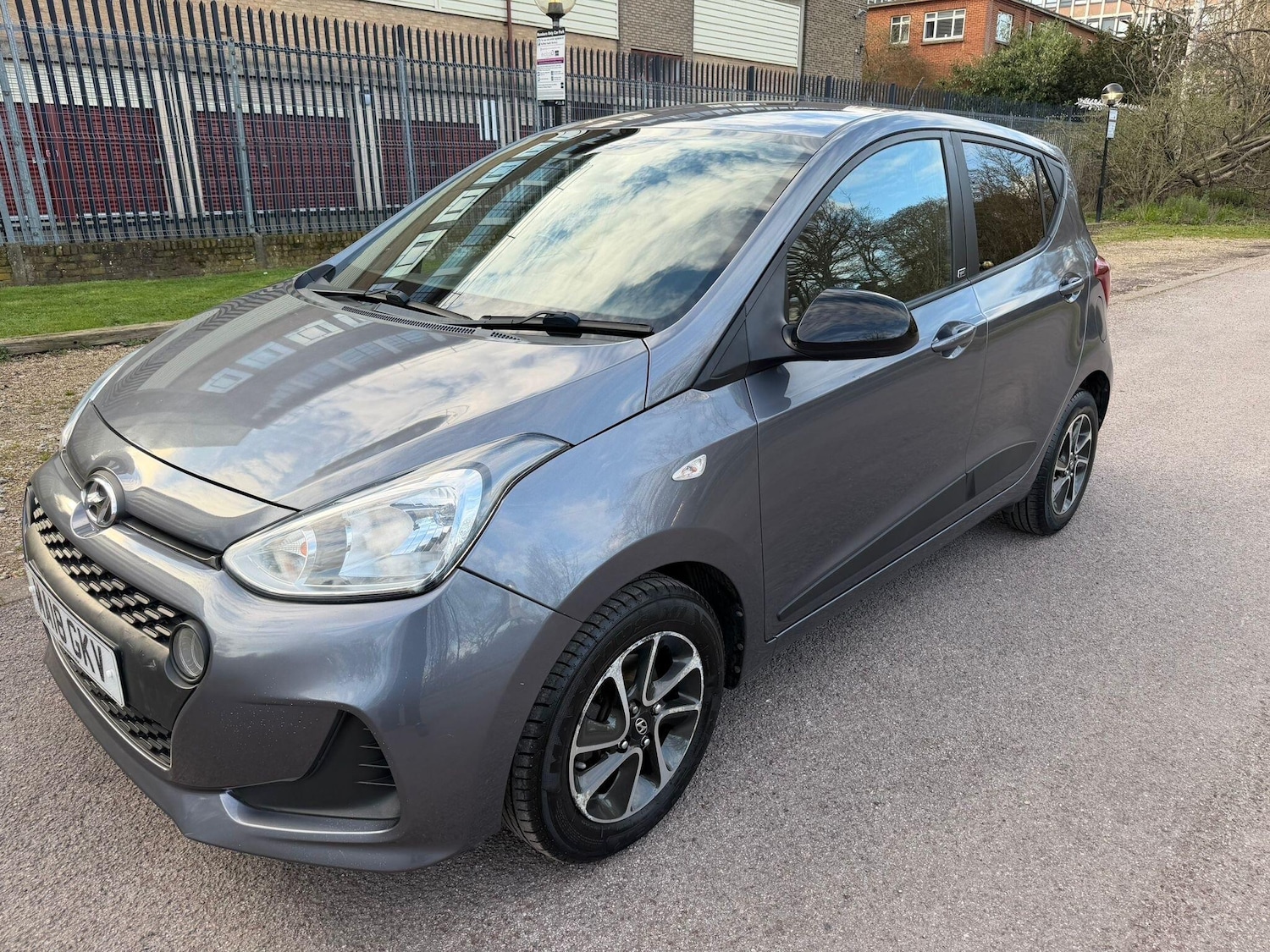 Used Hyundai i10 2018 for sale - 77824154: Photo 4