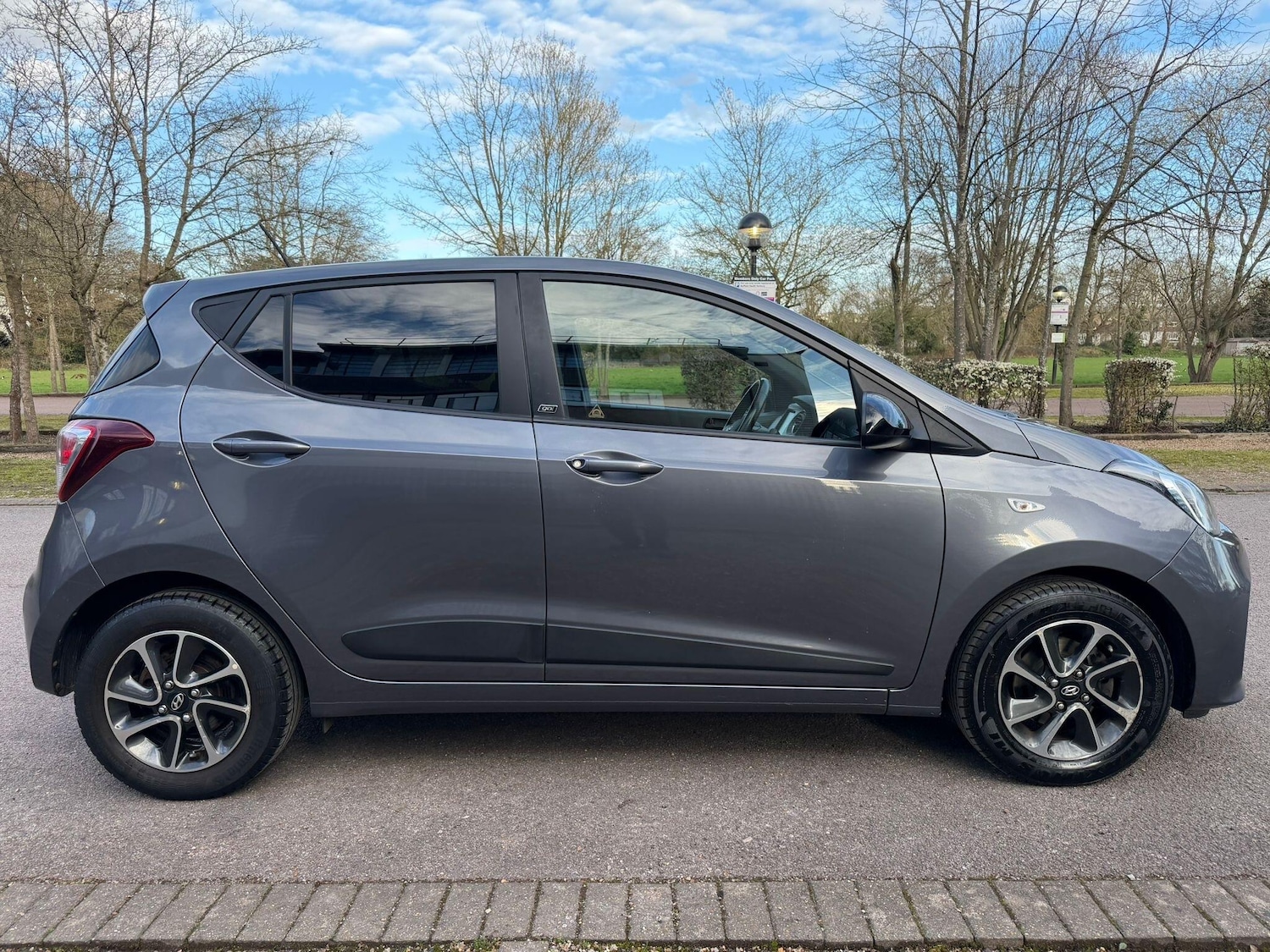 Used Hyundai i10 2018 for sale - 77824154: Photo 5