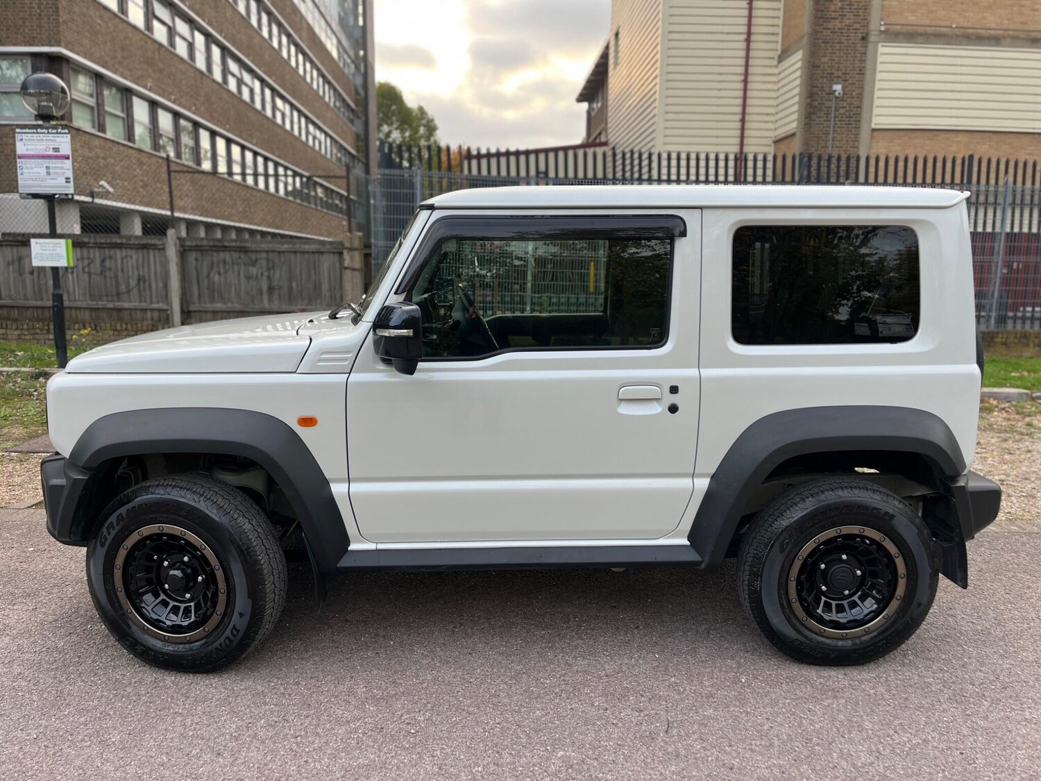 Used Suzuki Jimny for sale - 76926427: Photo 27