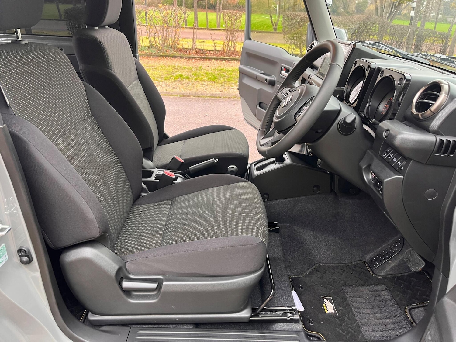 Used Suzuki Jimny for sale - 76926427: Photo 76