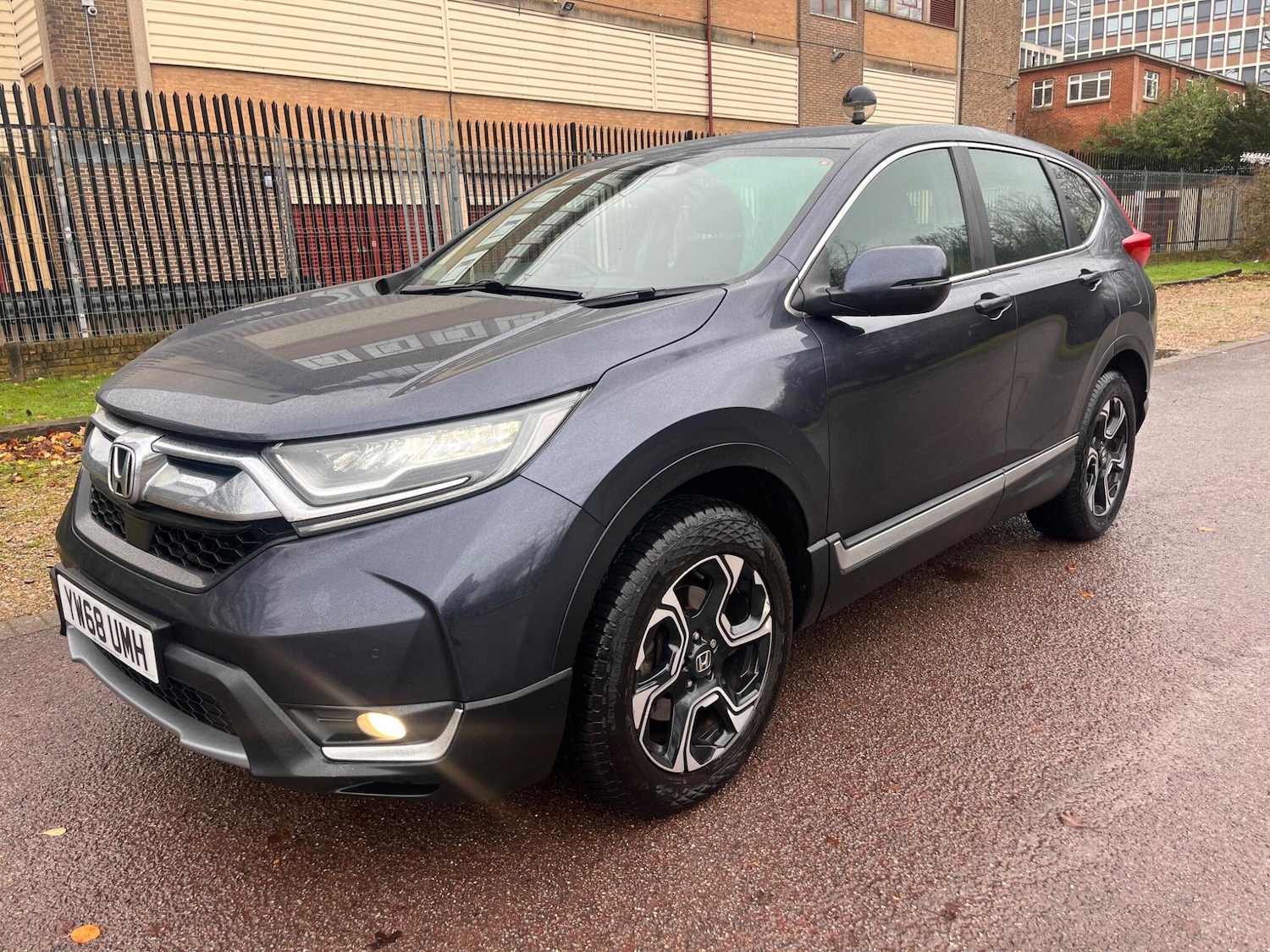 Used Honda CR-V 2019 for sale - 76997177: Photo 25