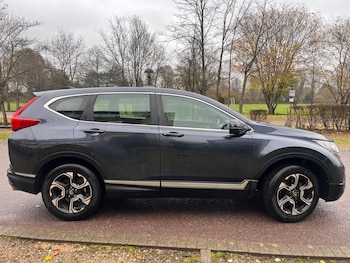 Used Honda CR-V 2019 for sale - 76997177: Photo