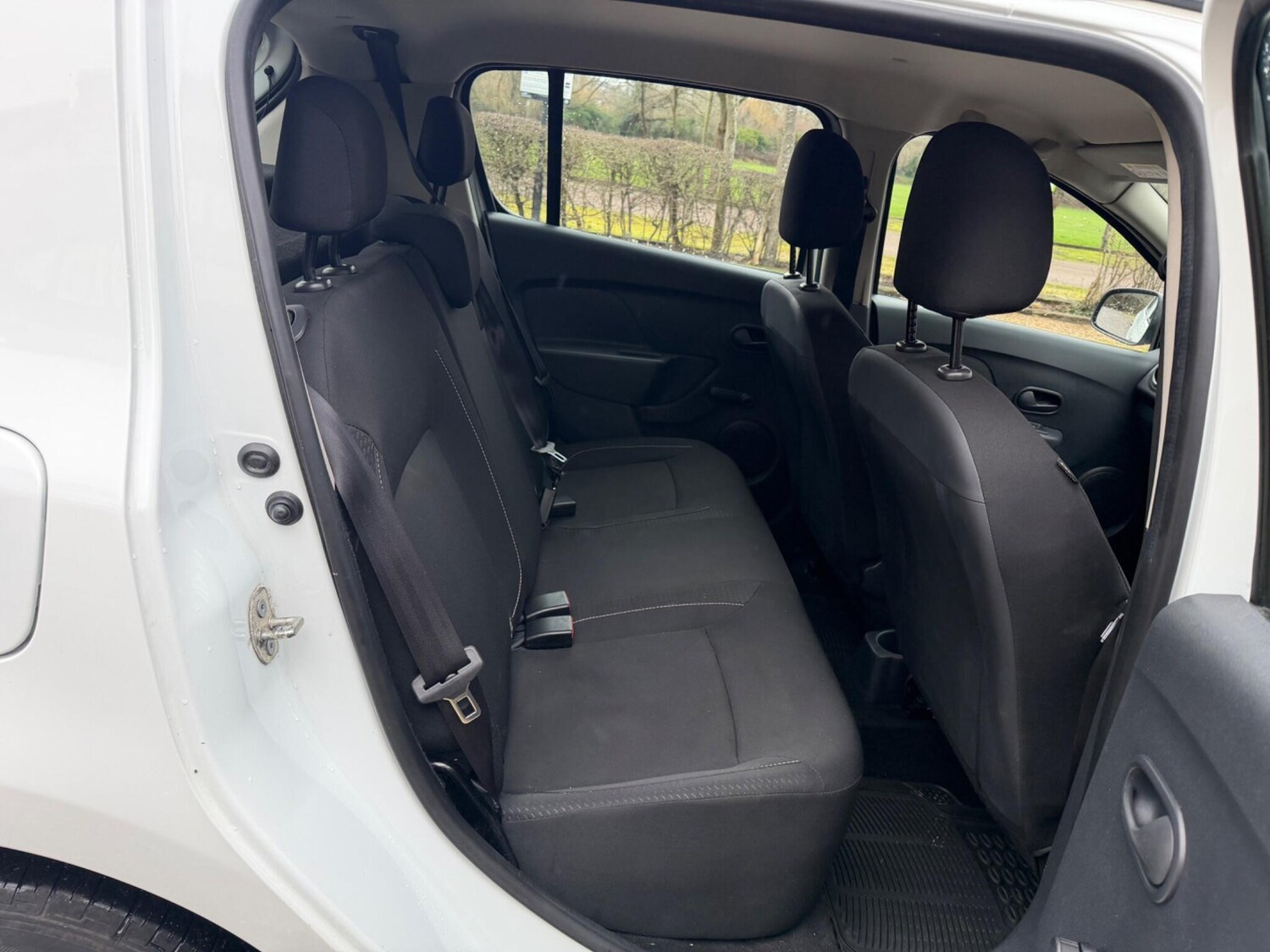 Used Dacia Sandero for sale - 77612445: Photo 13