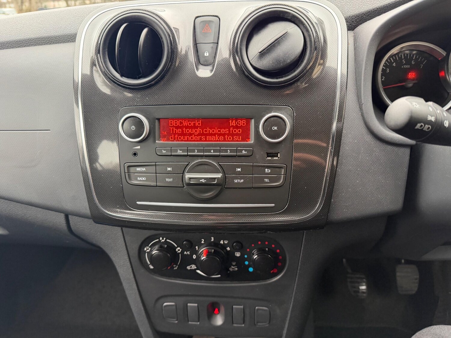 Used Dacia Sandero for sale - 77612445: Photo 33