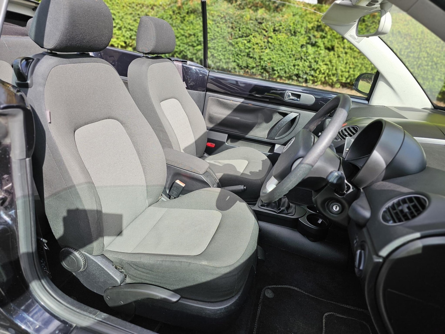 Used Volkswagen Beetle 2008 for sale - 76472219: Photo 28