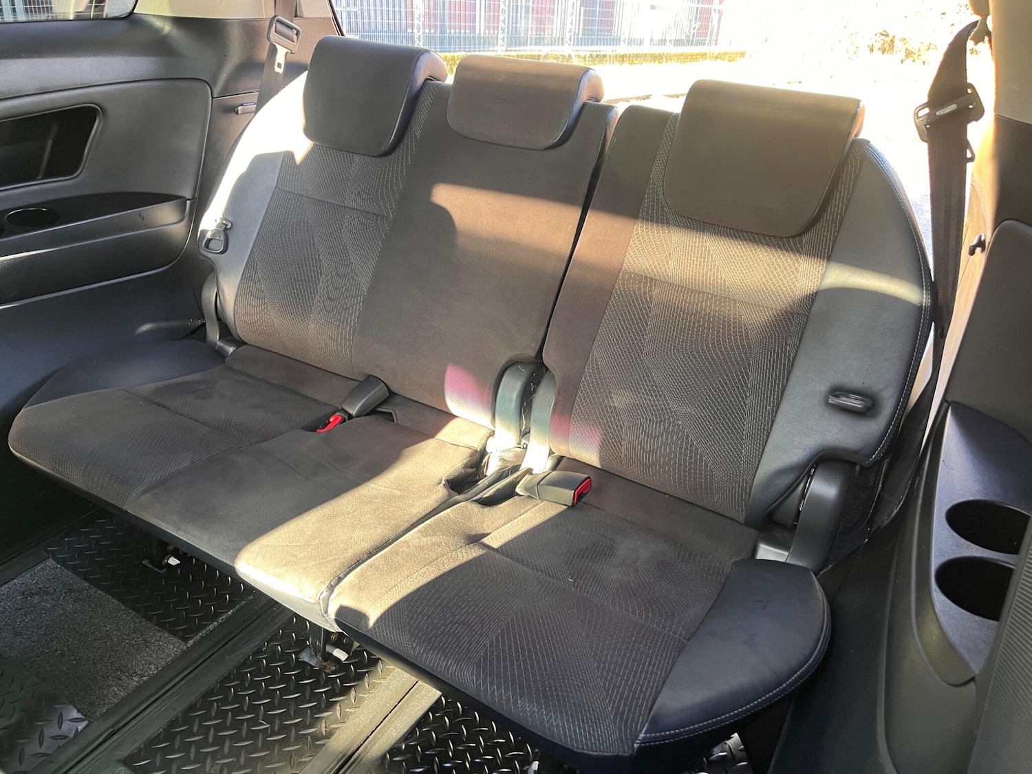 Used Toyota Estima 2025 for sale - 77203488: Photo 28