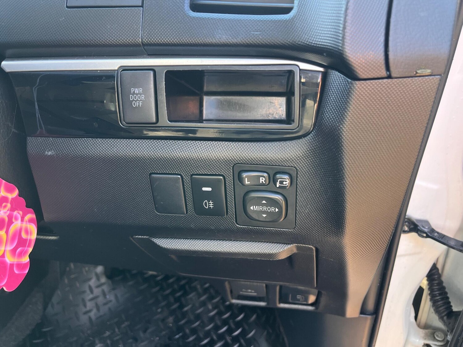 Used Toyota Estima 2025 for sale - 77203488: Photo 38