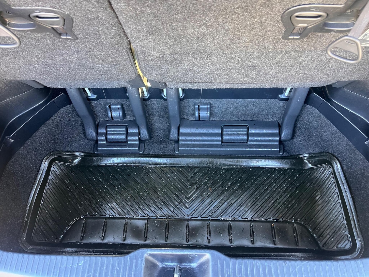 Used Toyota Estima 2025 for sale - 77203488: Photo 9