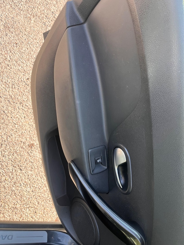 Used Dacia Logan MCV 2017 for sale - 75669615: Photo 36