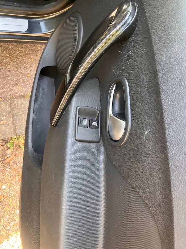 Used Dacia Logan MCV 2017 for sale - 75669615: Photo 37