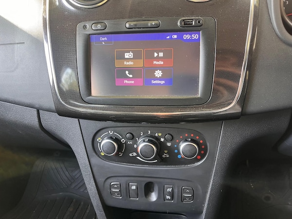 Used Dacia Logan MCV 2017 for sale - 75669615: Photo 42