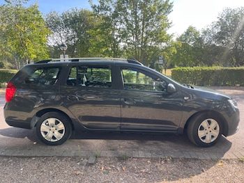 Used Dacia Logan MCV 2017 for sale - 75669615: Photo