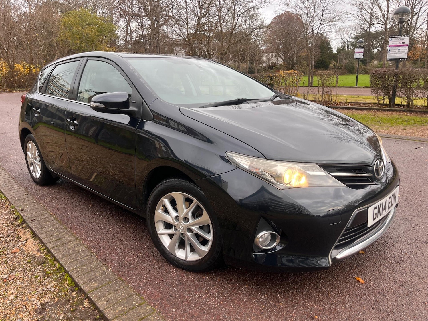 Used Toyota Auris 2014 for sale - 76866408: Photo 1