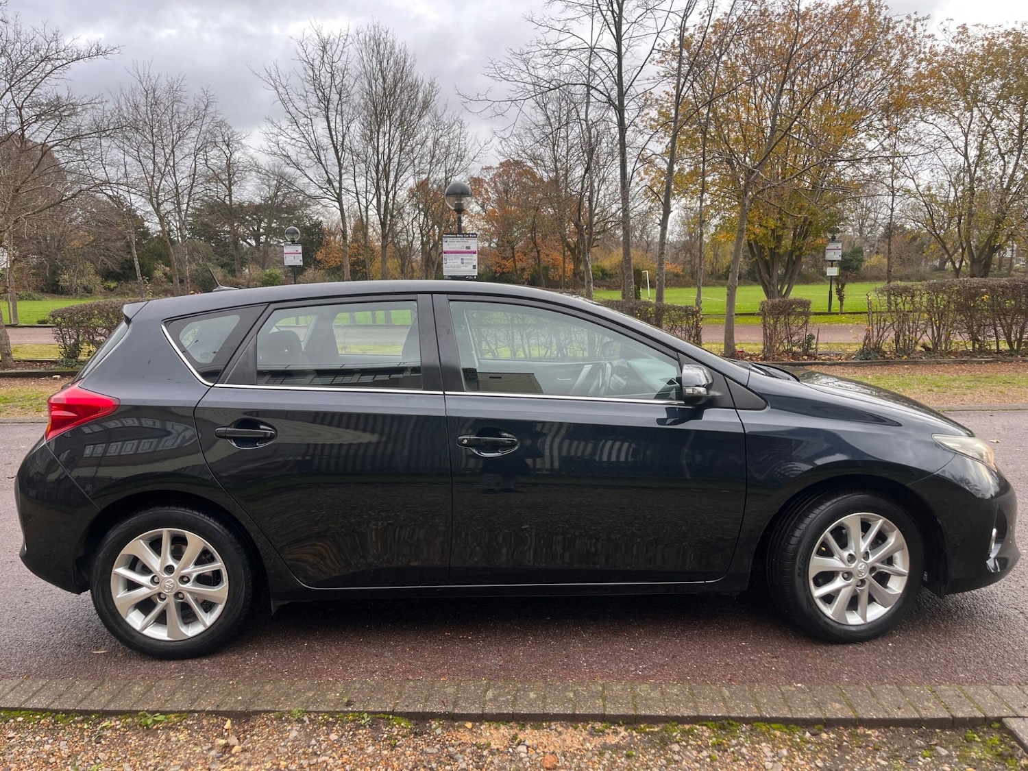Used Toyota Auris 2014 for sale - 76866408: Photo 11