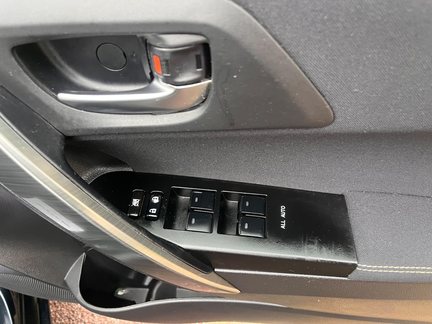 Used Toyota Auris 2014 for sale - 76866408: Photo 21