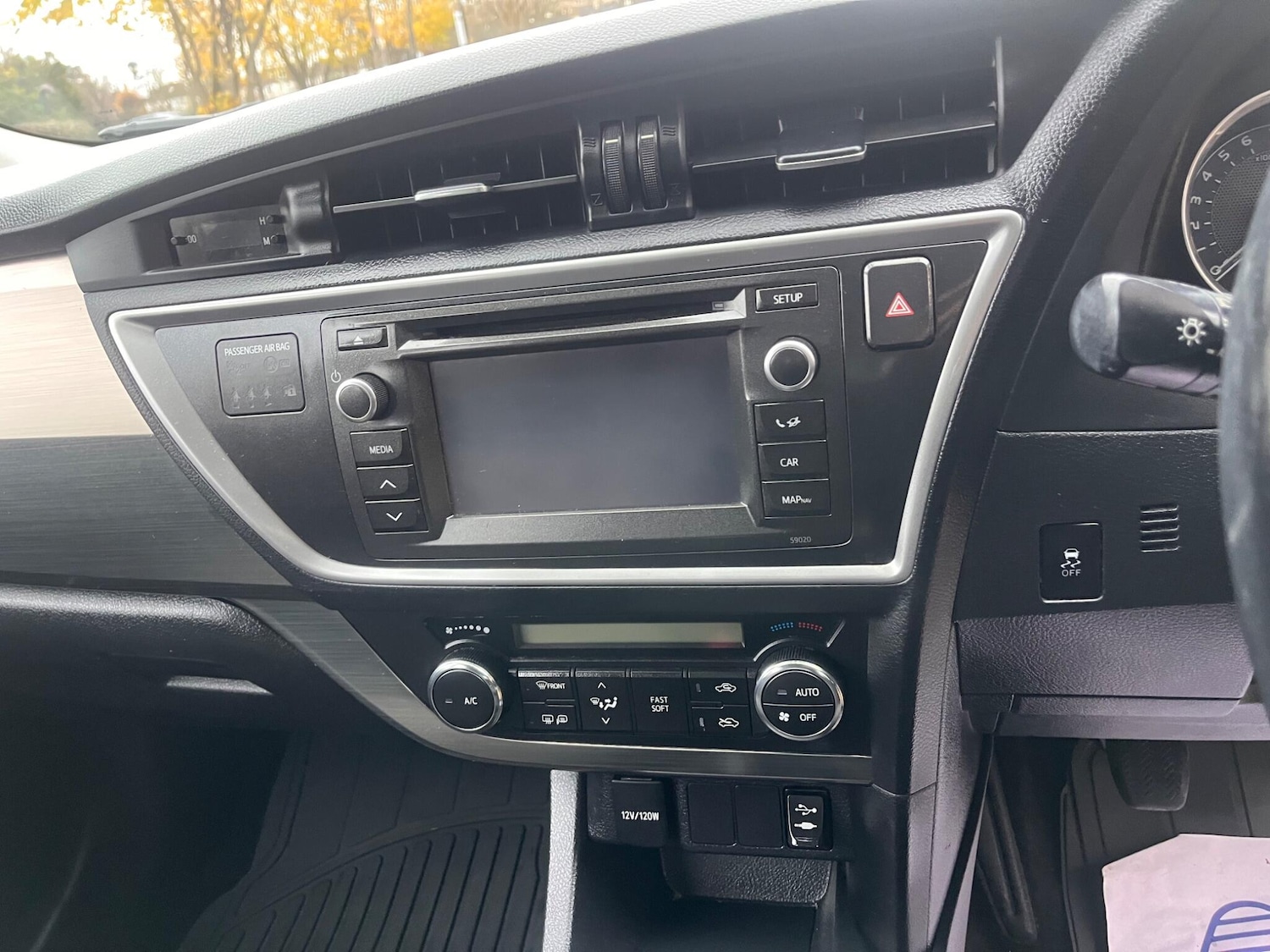 Used Toyota Auris 2014 for sale - 76866408: Photo 24