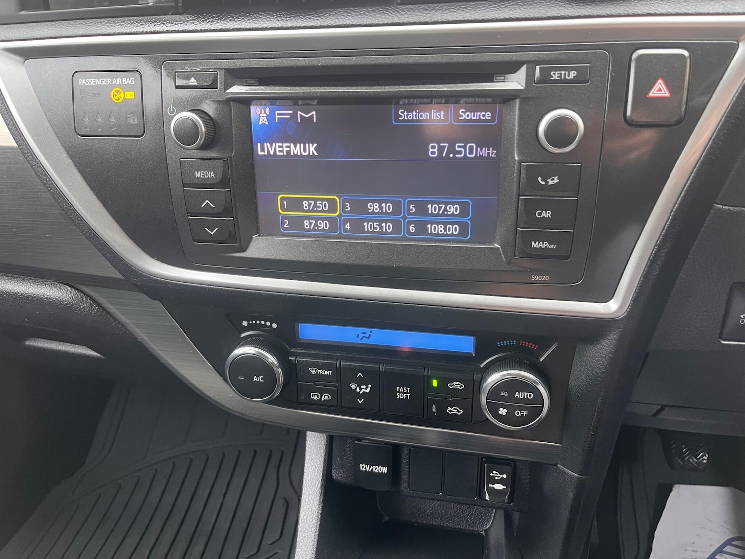 Used Toyota Auris 2014 for sale - 76866408: Photo 45