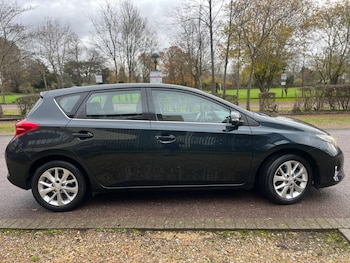 Used Toyota Auris 2014 for sale - 76866408: Photo