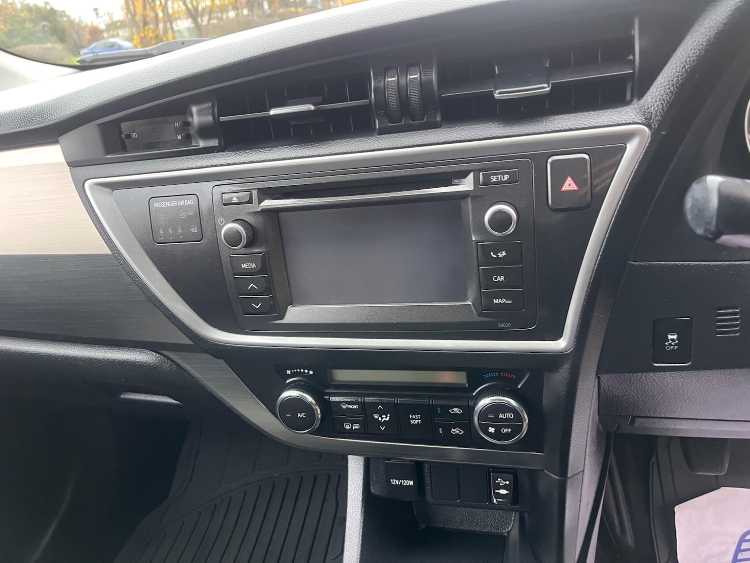 Used Toyota Auris 2014 for sale - 76866408: Photo 8