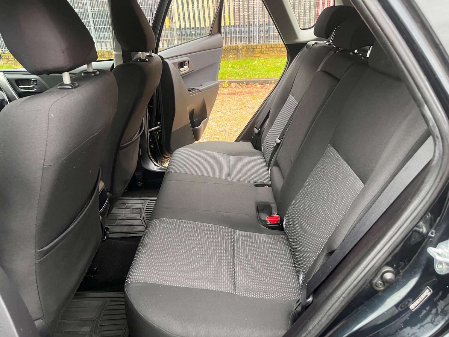 Used Toyota Auris 2014 for sale - 76866408: Photo 9