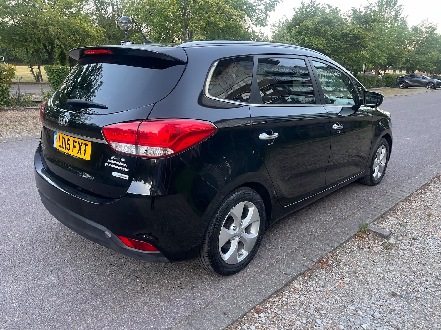 Used Kia Carens 2015 for sale - 76825034: Photo 28