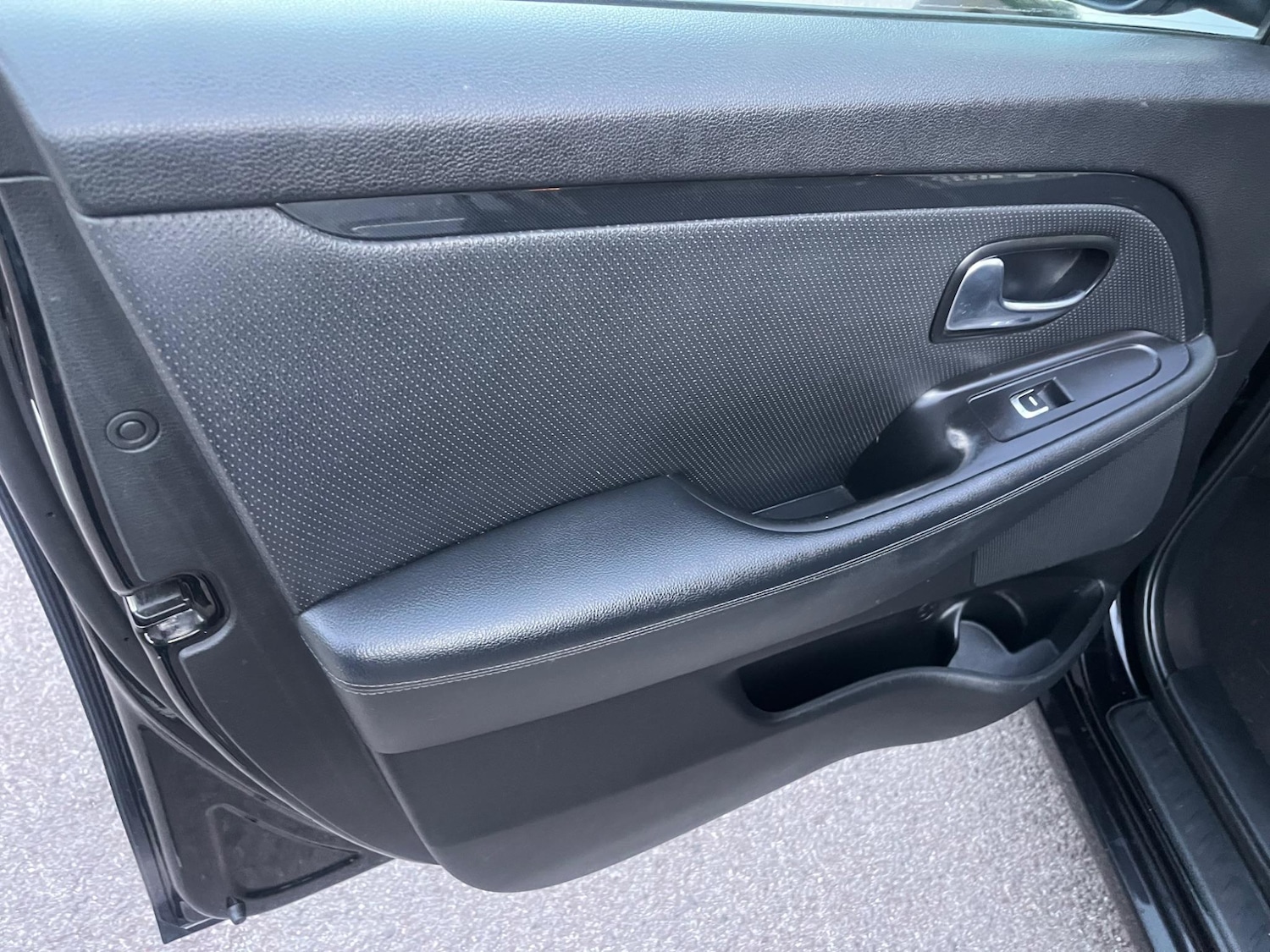 Used Kia Carens 2015 for sale - 76825034: Photo 38