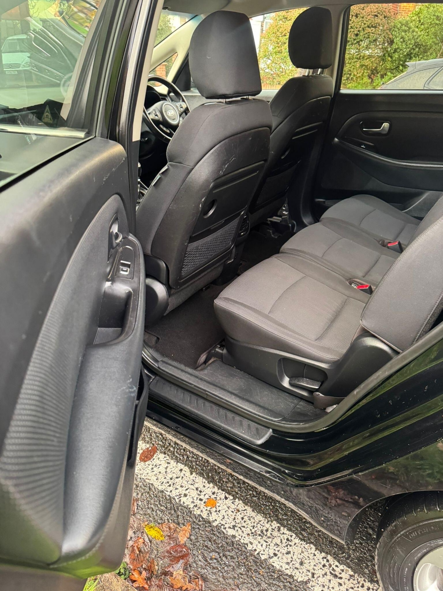 Used Kia Carens 2015 for sale - 76825034: Photo 53