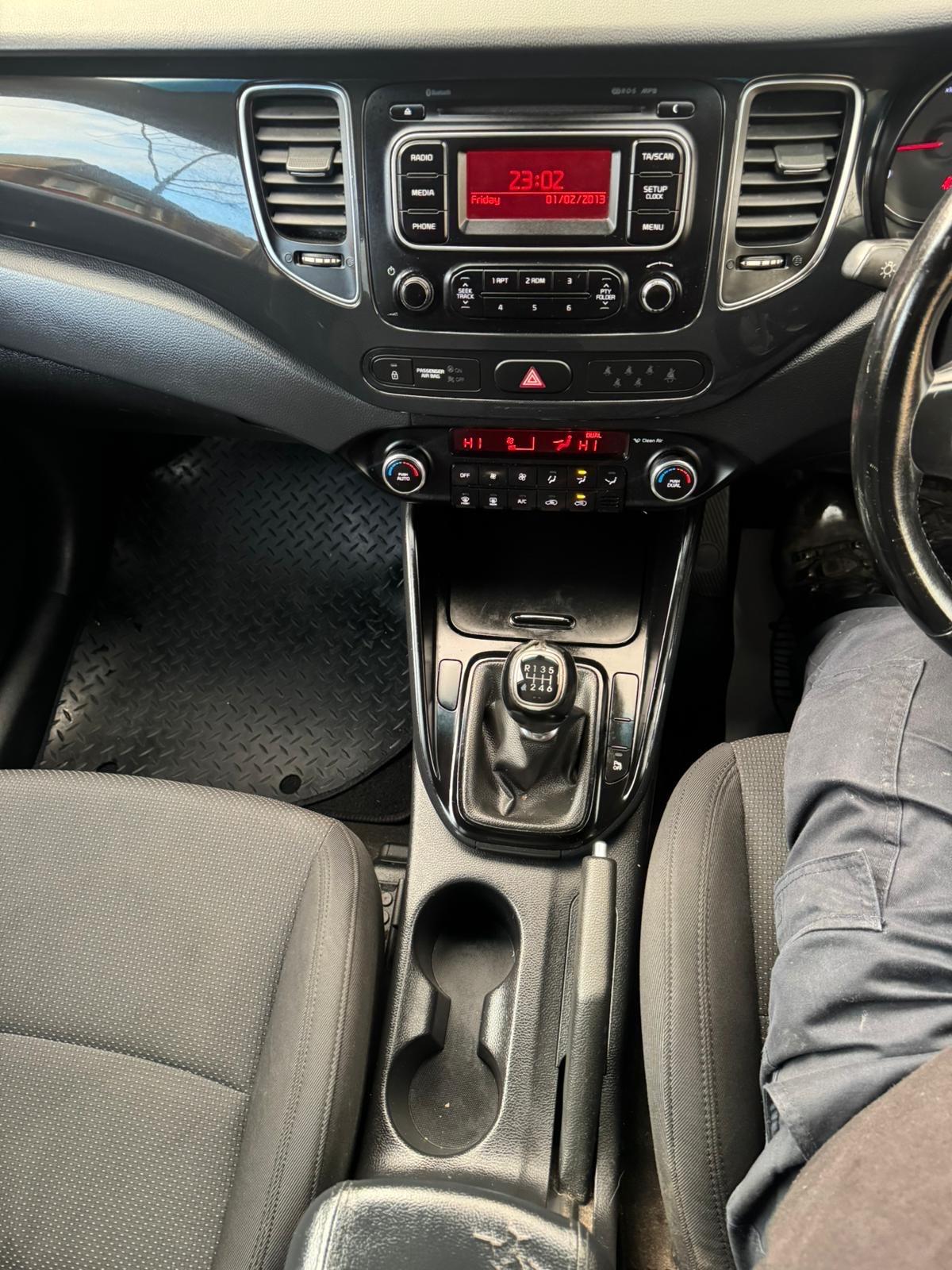 Used Kia Carens 2015 for sale - 76825034: Photo 55