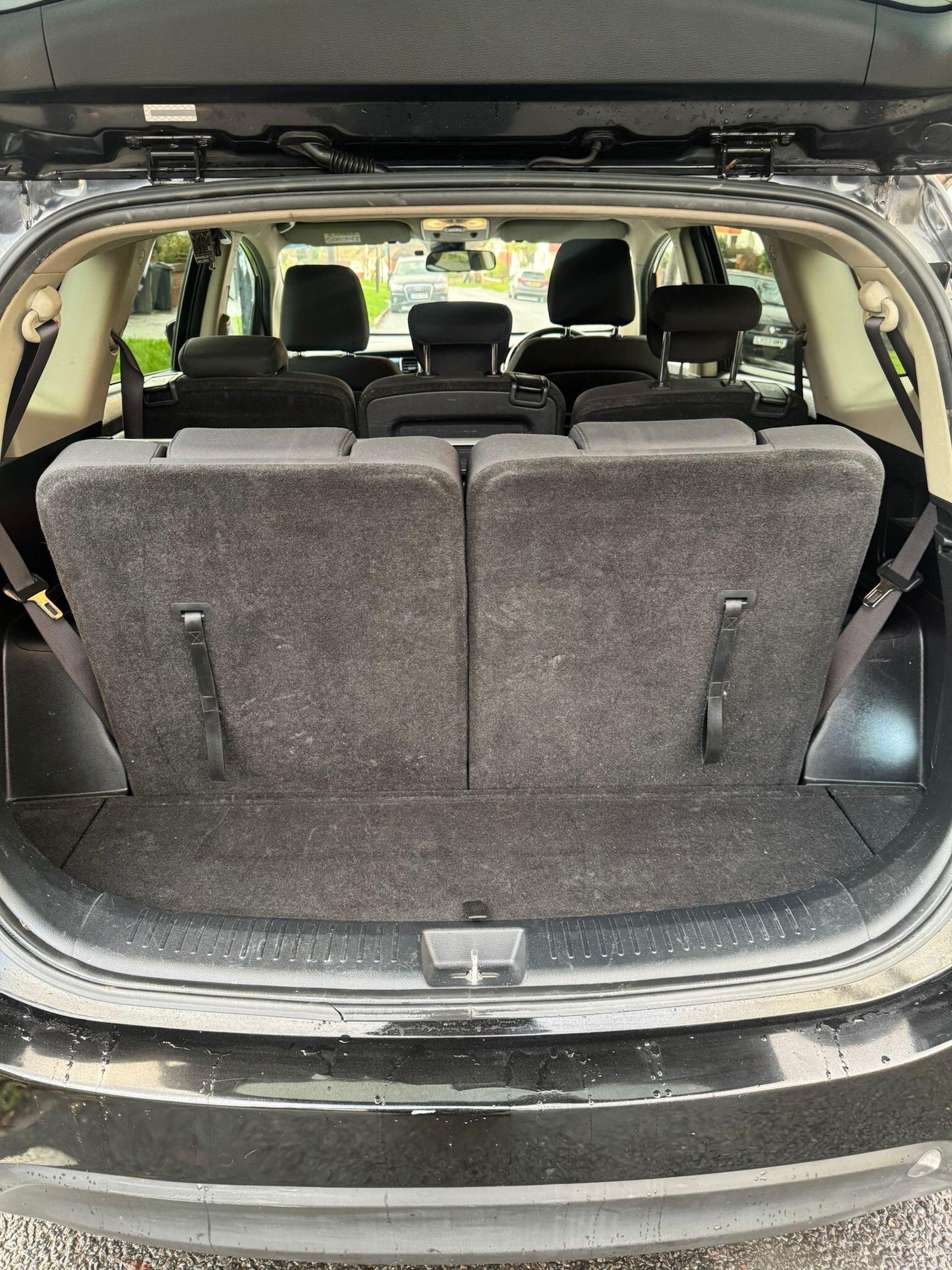 Used Kia Carens 2015 for sale - 76825034: Photo 56